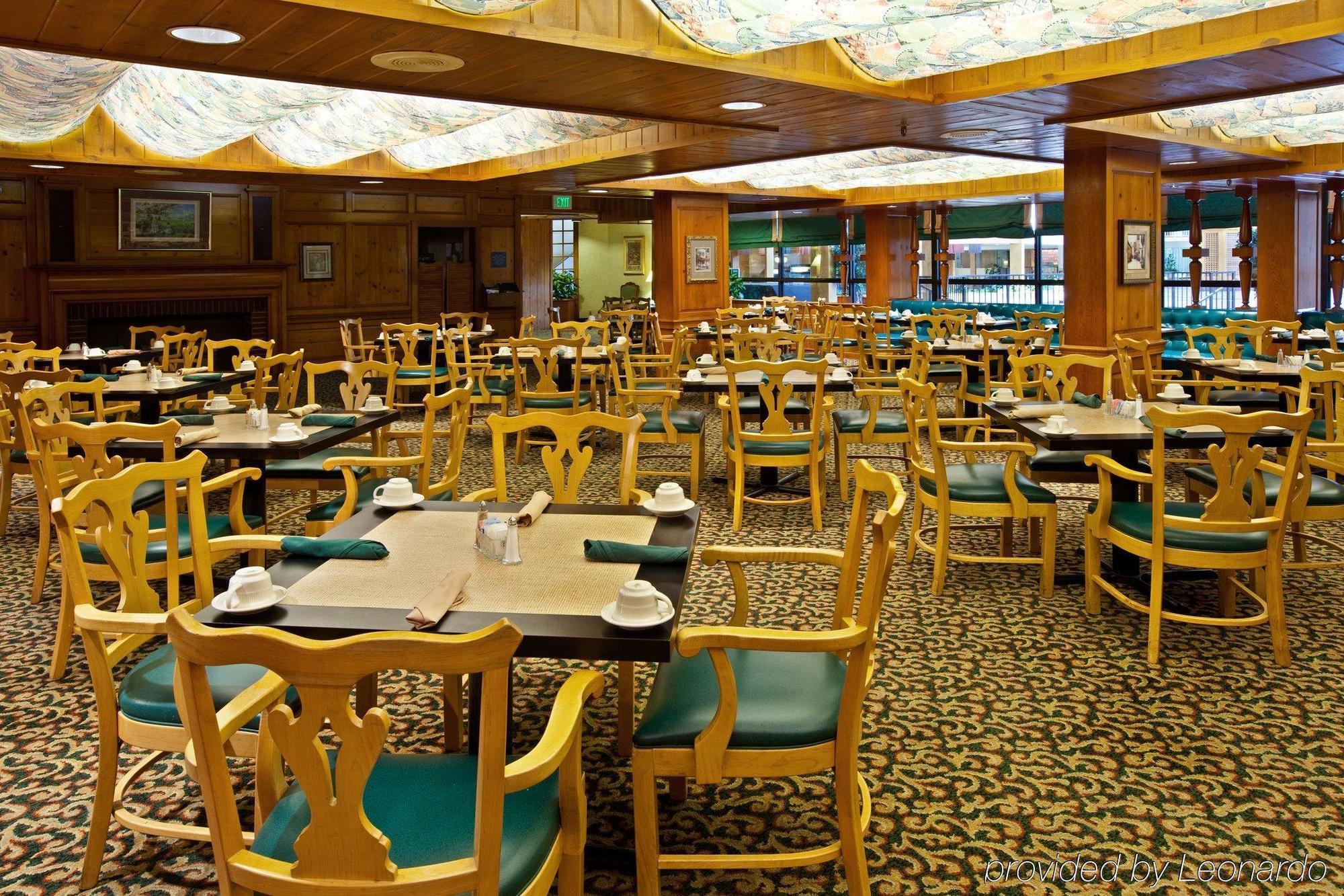 Holiday Inn - Terre Haute By Ihg Экстерьер фото