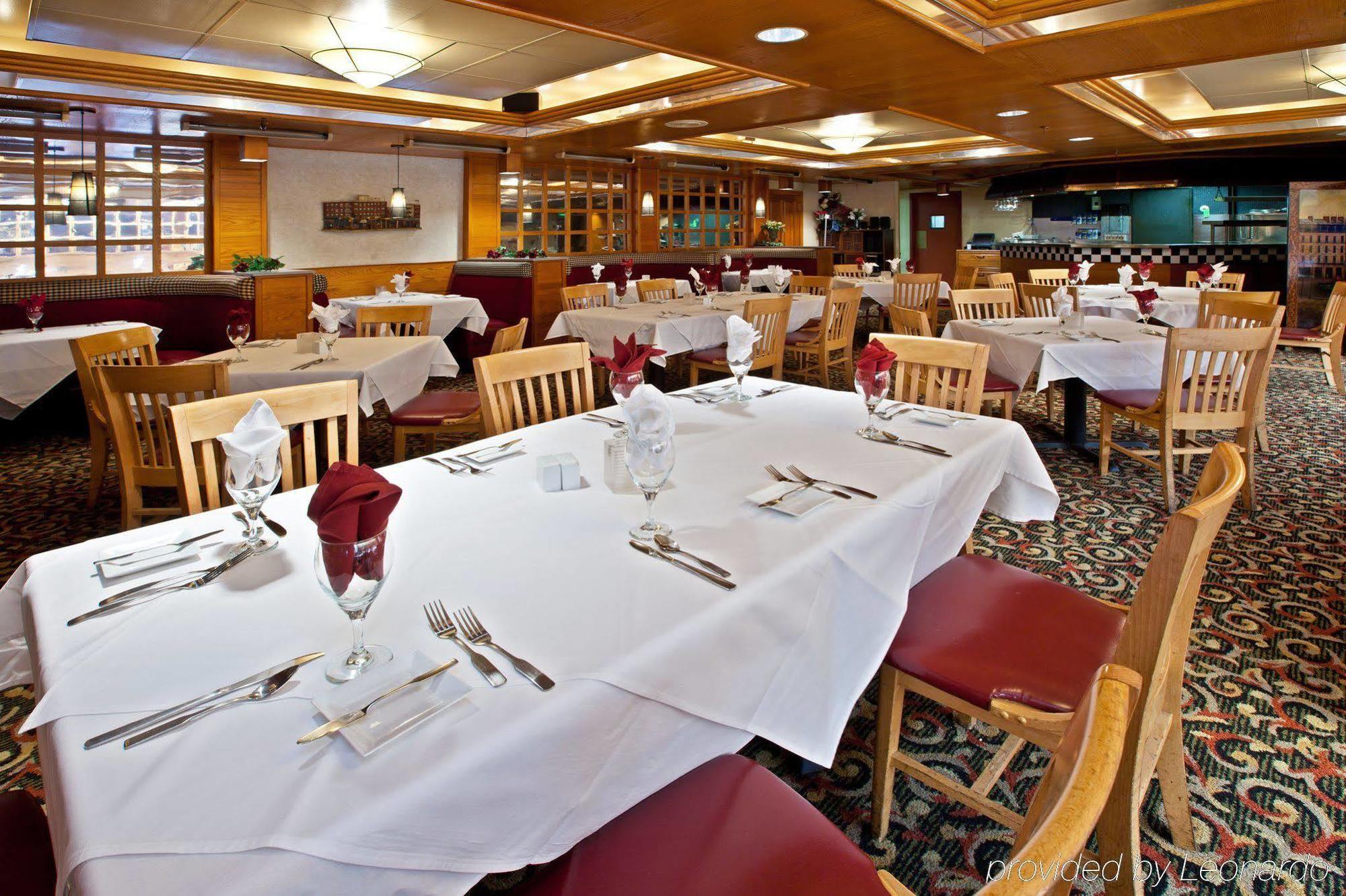 Holiday Inn - Terre Haute By Ihg Экстерьер фото