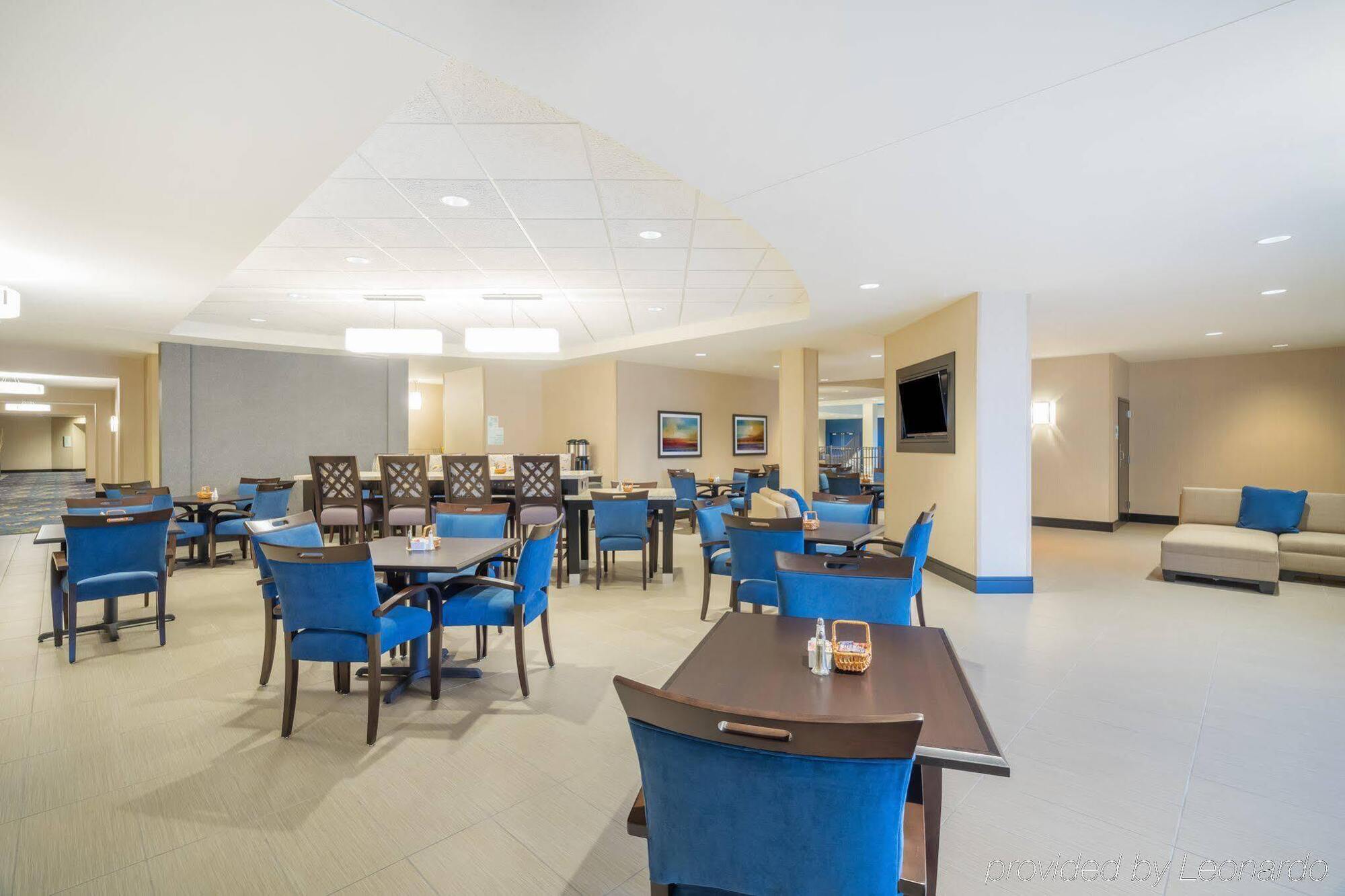 Holiday Inn - Terre Haute By Ihg Экстерьер фото